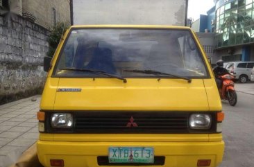 2005 Mitsubishi L300 Aluminum Van Yellow For Sale 