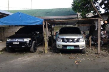 Good as new Nissan Frontier Navara 2012 for sale