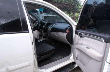 Mitsubishi Montero GLS-V 2012 AT White For Sale 