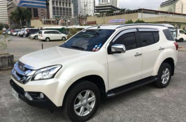 Well-maintained Isuzu MUX 2015 for sale