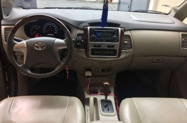 FOR SALE TOYOTA Innova 2012 (Top of the Line)