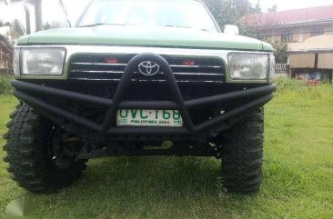 Toyota Hilux Surf Pickup 4x4 Diesel Manual 4WD