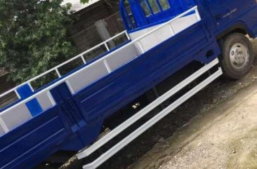 Isuzu Elf 4HF1 16ft 2004 MT Blue Truck For Sale 