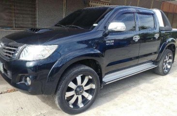 2012 Toyota Hilux 4x4 CRDI Top-of-the-line FOR SALE