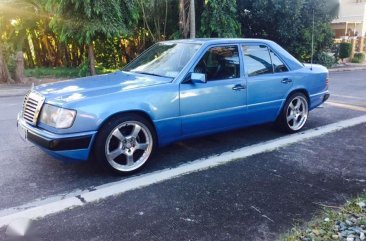1990 Mercedes Benz 260E W124 Blue For Sale 