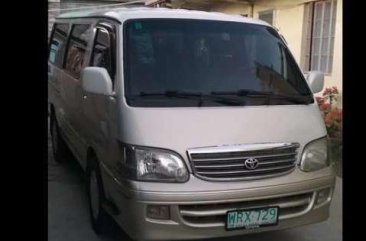 Toyota Super Grandia 5.0 MT White Van For Sale 