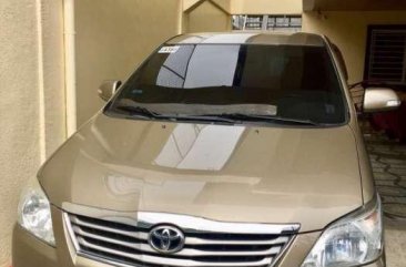 FOR SALE TOYOTA Innova 2012 (Top of the Line)
