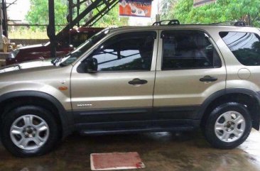 Ford Escape XLT 4x4 Model 2004 FOR SALE