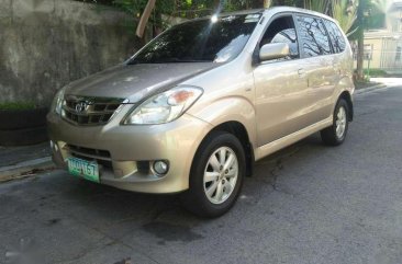 Toyota Avanza G AT 2011 model FOR SALE