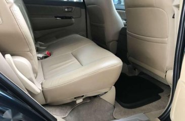 2012 Toyota Fortuner 2.7G Gas Automatic For Sale 