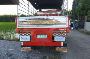 FOR SALE RED Isuzu Elf 14ft