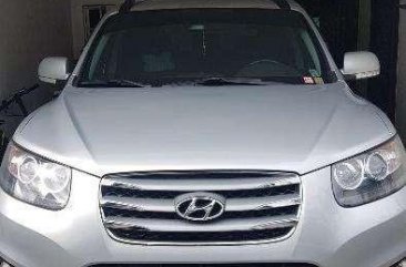 Hyundai Santa Fe 2012 Diesel AT Silver For Sale 