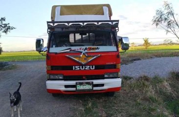 FOR SALE RED Isuzu Elf 14ft