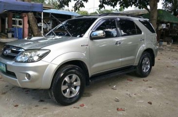 Toyota Fortuner V 2007 FOR SALE