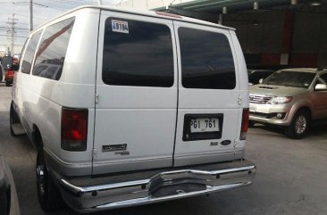 Well-maintained Ford E-150 2010 for sale