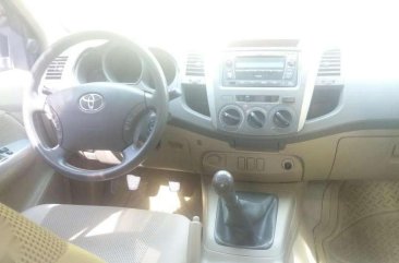 2011 Toyota Hilux G manual FOR SALE