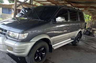 Isuzu Sportivo XUV 2003 MT Gray For Sale 