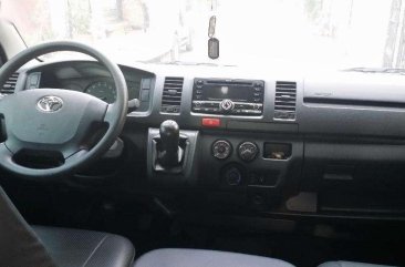 FOR SALE Toyota Hiace commuter 2014