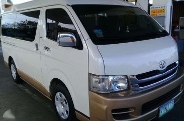 2010 Toyota Hiace Gl MT White For Sale 