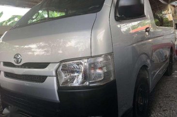 2015 Toyota Hiace 2.5 Commuter Manual Silver Van FOR SALE