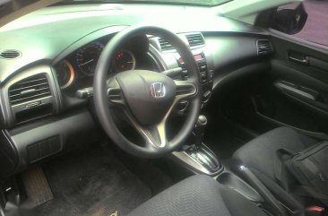 Rush for sale Honda City 1.3 S Automatic 2014 model