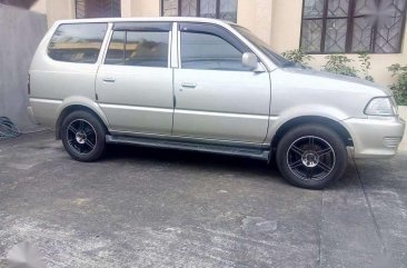 Toyota Revo 2004 FOR SALE