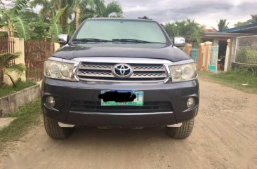 FOR SALE Toyota Fortuner 2009