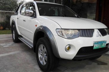 Well-kept Mitsubishi Strada 2009 for sale