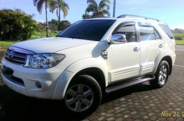 2011 Toyota Fortuner 2.5 G FOR SALE