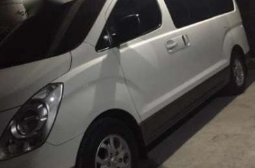 2010 Hyundai Grand Starex  VGT AT White For Sale 