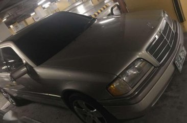 FOR SALE Mercedes Benz w202 c220 1995