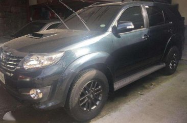 2015 Toyota Fortuner 2.5 G Automatic Transmission FOR SALE