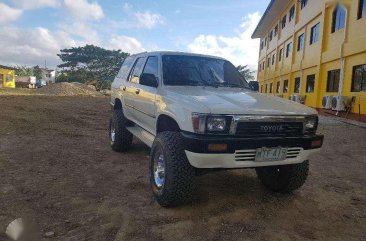 FOR SALE 91 TOYOTA 4runner 4x4 LN106 