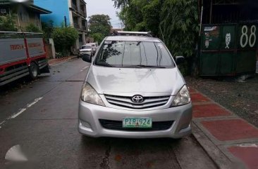 Toyota Innova E 2011 for sale