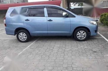 Rush TOYOTA Innova E 2012 FOR SALE