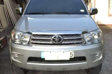 2010 Toyota Fortuner G 4 x 2 Diesel FOR SALE