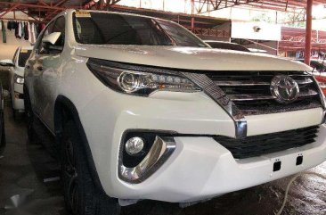 2017 Toyota Fortuner 2.4V Automatic White Top of the Line Ltd.