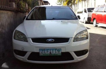 2007 Ford Focus Hatchback gas matic FOR SALE