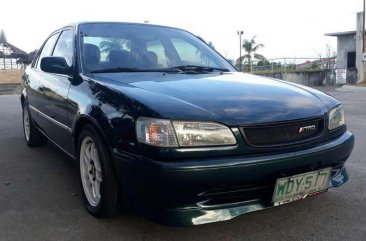 Selling Toyota Corolla gli 1998