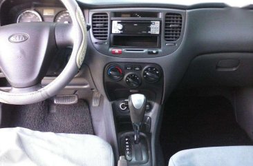 2008 Kia Rio gas matic FOR SALE