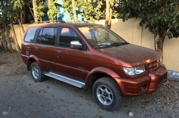 Isuzu Crosswind XUV 2003 MT Orange For Sale 