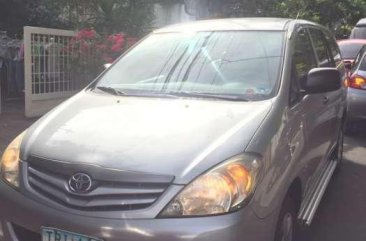 Toyota Innova J 2012 FOR SALE