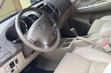 2007 TOYOTA Fortuner 4x2 Gas FOR SALE