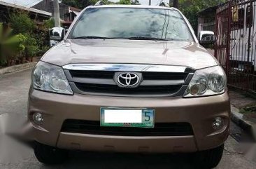 Toyota Fortuner G AT Beige 2006 For Sale 