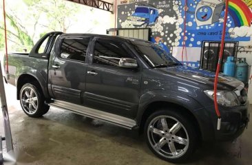 2010 Toyota Hilux 4x2 G MT FOR SALE