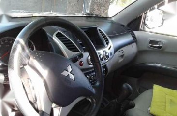 2010 Mitsubishi Strada GLS 4x4 with 3.2 DID Engine FOR SALE