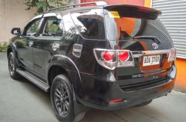 2015 Toyota Fortuner 2.5 V 2015 AT Black For Sale 