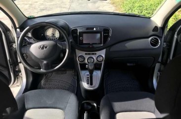 Fresh 2010 Hyundai i10 AT Silver HB For Sale 