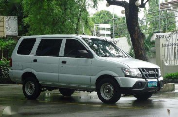 Isuzu Crosswind XS 2014 Diesel Manual For Sale 