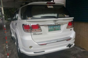 2007 Toyota Fortuner Gas AT White For Sale 